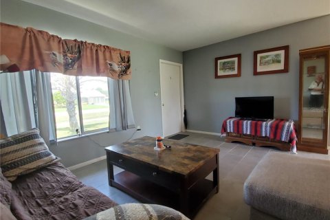 House in North Port, Florida 2 bedrooms, 82.5 sq.m. № 1900109 - photo 2