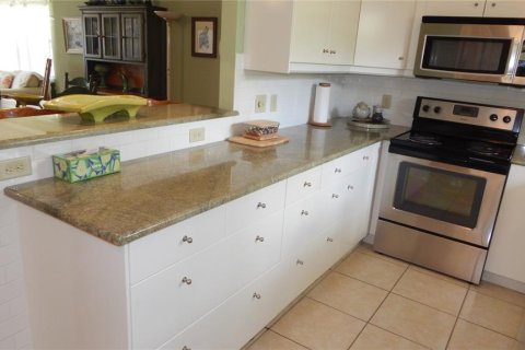 House in Dade City, Florida 3 bedrooms, 121.89 sq.m. № 1744567 - photo 21