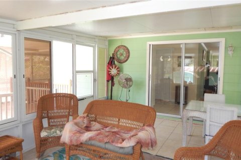 House in Dade City, Florida 3 bedrooms, 121.89 sq.m. № 1744567 - photo 17