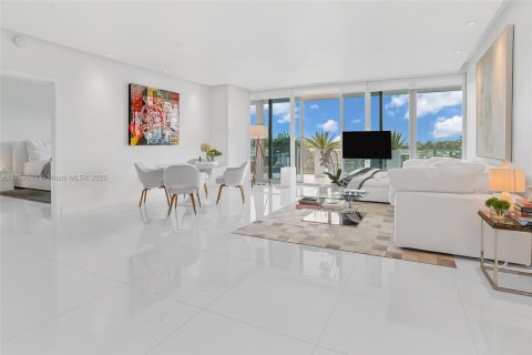 Condo in Key Biscayne, Florida, 2 bedrooms  № 1868766 - photo 4