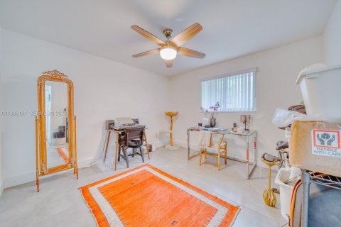 Propiedad comercial en venta en Miami, Florida, 273.5 m2 № 2030074 - foto 7