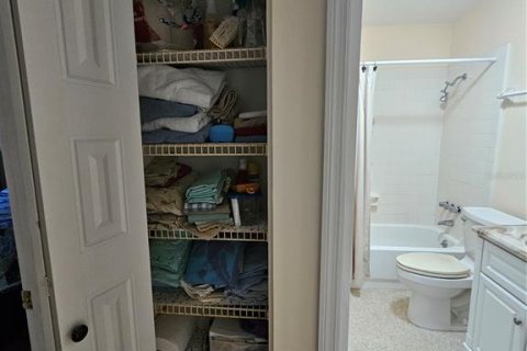 Купить кондоминиум в Сан-Сити-Центр, Флорида 10 комнат, 102.19м2, № 2202320 - фото 19