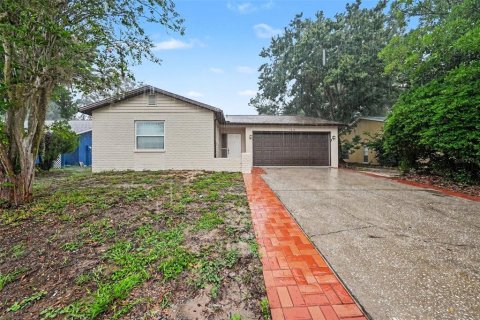 House in Port Richey, Florida 3 bedrooms, 123.47 sq.m. № 2283525
