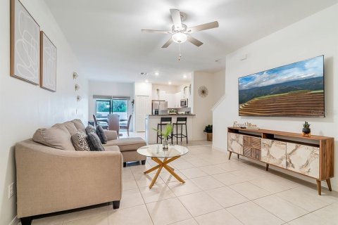 Adosado en venta en Land O' Lakes, Florida, 3 dormitorios, 151.8 m2 № 2156302 - foto 12