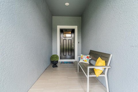 Adosado en venta en Land O' Lakes, Florida, 3 dormitorios, 151.8 m2 № 2156302 - foto 9