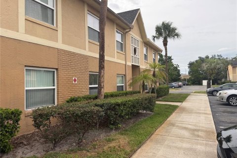 Condo in Orlando, Florida, 2 bedrooms № 2201045
