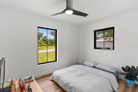 House in Tavares, Florida 3 bedrooms, 97.83 sq.m. № 1869300 - photo 18