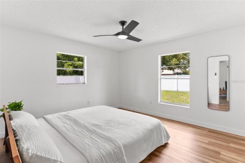 House in Tavares, Florida 3 bedrooms, 97.83 sq.m. № 1869300 - photo 21