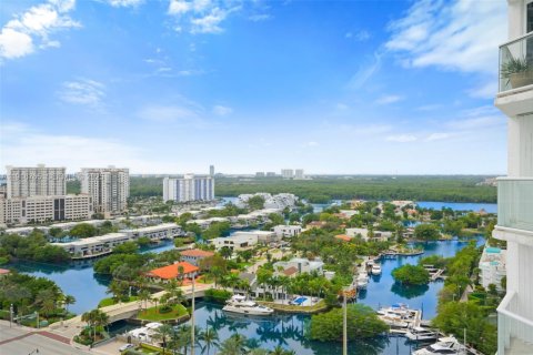 Снять в аренду кондоминиум в Санни-Айлс-Бич, Флорида 3 спальни, 225.75м2, № 1972078 - фото 25