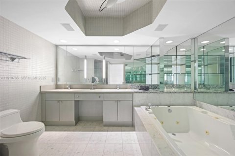 Снять в аренду кондоминиум в Санни-Айлс-Бич, Флорида 3 спальни, 225.75м2, № 1972078 - фото 13