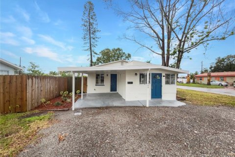 Casa en venta en Saint Petersburg, Florida, 2 dormitorios, 79.62 m2 № 1538830 - foto 1