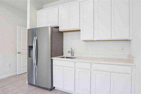Casa en venta en Brooksville, Florida, 4 dormitorios, 263.47 m2 № 1906296 - foto 18