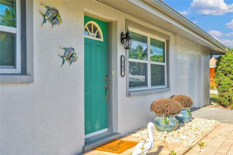 Villa ou maison à louer à Port Charlotte, Floride: 2 chambres, 141.86 m2 № 214861 - photo 3