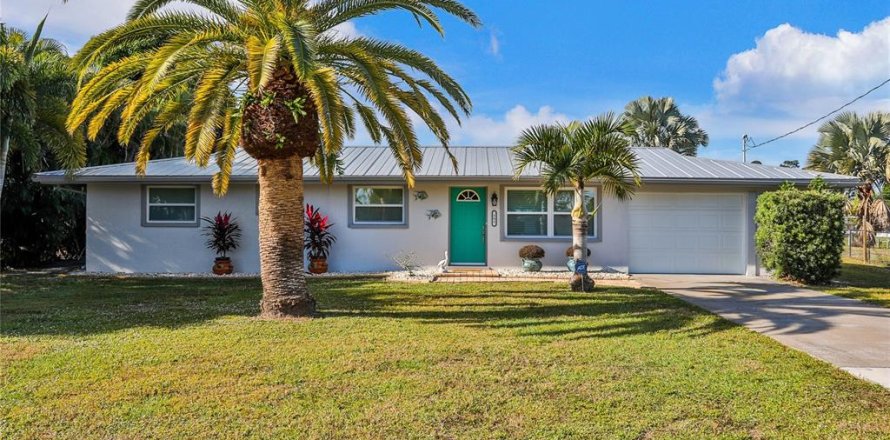 Villa ou maison à Port Charlotte, Floride 2 chambres, 141.86 m2 № 214861