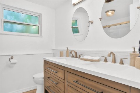 Villa ou maison à louer à Port Charlotte, Floride: 2 chambres, 141.86 m2 № 214861 - photo 9