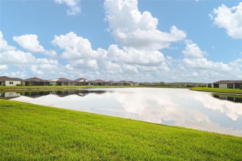 House in Land O' Lakes, Florida 2 bedrooms, 130.53 sq.m. № 1824716 - photo 20
