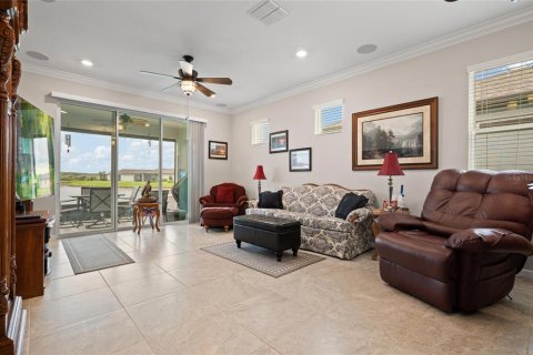 House in Land O' Lakes, Florida 2 bedrooms, 130.53 sq.m. № 1824716 - photo 5