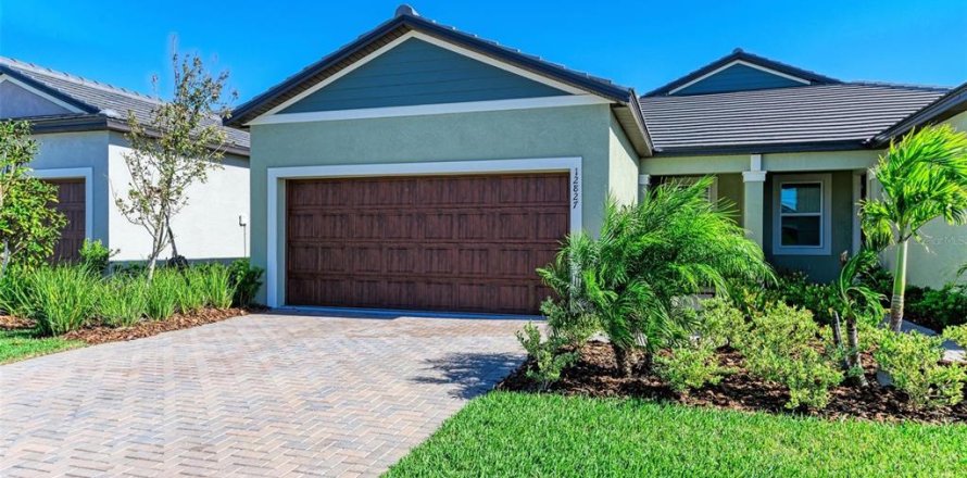 House in Parrish, Florida 3 bedrooms, 138.42 sq.m. № 1798299