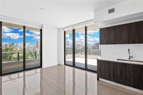 Copropriété à louer à Aventura, Floride: 1 chambre, 78.22 m2 № 1997194 - photo 4