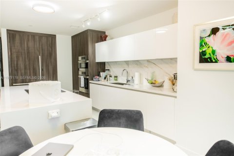 Copropriété à vendre à Miami, Floride: 3 chambres, 204.57 m2 № 2182015 - photo 20