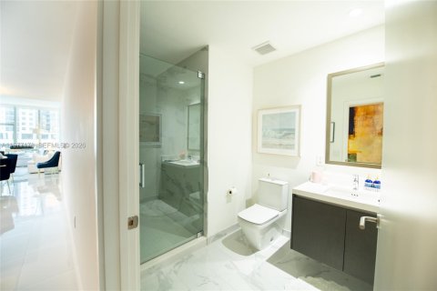 Copropriété à vendre à Miami, Floride: 3 chambres, 204.57 m2 № 2182015 - photo 12