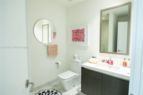 Copropriété à vendre à Miami, Floride: 3 chambres, 204.57 m2 № 2182015 - photo 11