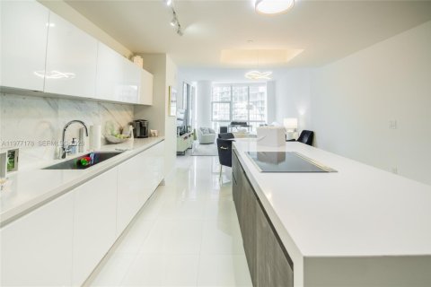 Copropriété à vendre à Miami, Floride: 3 chambres, 204.57 m2 № 2182015 - photo 18