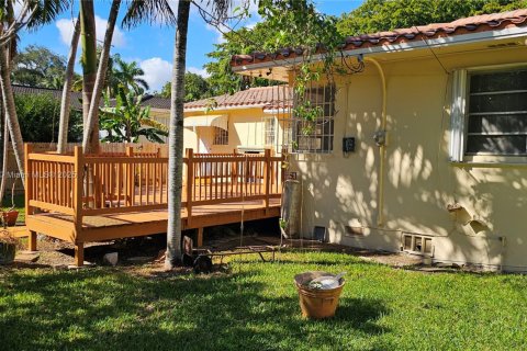 Villa ou maison à vendre à El Portal, Floride: 3 chambres, 137.4 m2 № 1936716 - photo 10