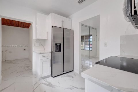 Villa ou maison à vendre à El Portal, Floride: 3 chambres, 137.4 m2 № 1936716 - photo 7