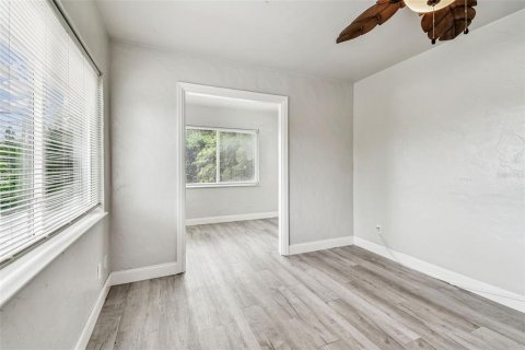Купить коммерческую недвижимость в Галфпорта, Флорида 5 спален, 256.97м2, № 1898984 - фото 29