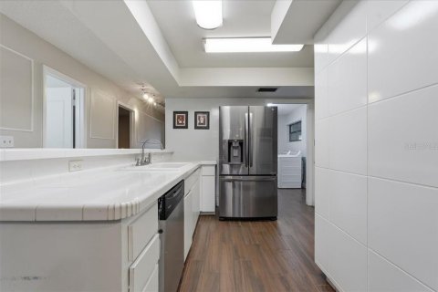 Villa ou maison à vendre à Lakeland, Floride: 4 chambres, 241.17 m2 № 2199989 - photo 10