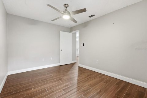 Villa ou maison à vendre à Lakeland, Floride: 4 chambres, 241.17 m2 № 2199989 - photo 5