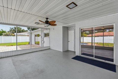 Villa ou maison à vendre à Lakeland, Floride: 4 chambres, 241.17 m2 № 2199989 - photo 14