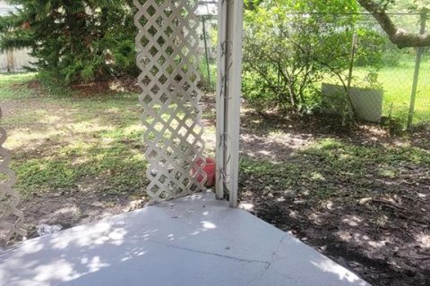Casa en alquiler en Kissimmee, Florida, 2 dormitorios, 85.38 m2 № 1908809 - foto 15