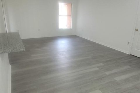 Casa en alquiler en Kissimmee, Florida, 2 dormitorios, 85.38 m2 № 1908809 - foto 4