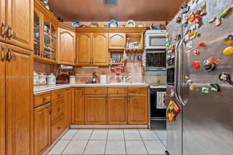 Купить виллу или дом в Майами, Флорида 3 спальни, 110.27м2, № 2005466 - фото 10