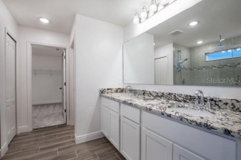 House in Palm Coast, Florida 5 bedrooms, 259.85 sq.m. № 1856074 - photo 24