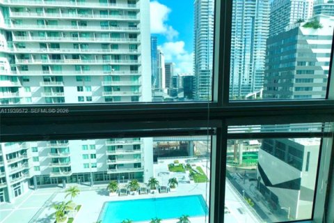 Купить коммерческую недвижимость в Майами, Флорида № 1997591 - фото 16