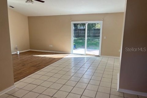House in Gainesville, Florida 3 bedrooms, 126.63 sq.m. № 2379342 - photo 7