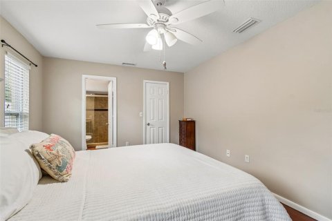 Villa ou maison à vendre à Seminole, Floride: 3 chambres, 172.89 m2 № 2116937 - photo 15