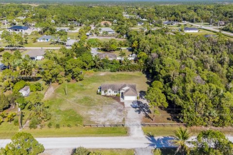 Casa en venta en Loxahatchee Groves, Florida, 3 dormitorios, 122.63 m2 № 1986514 - foto 5