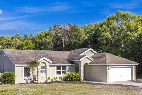 Casa en venta en Loxahatchee Groves, Florida, 3 dormitorios, 122.63 m2 № 1986514 - foto 1