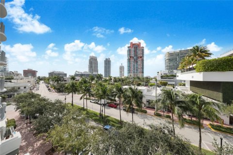Condominio en venta en Miami Beach, Florida, 1 dormitorio, 76.74 m2 № 1890822 - foto 7