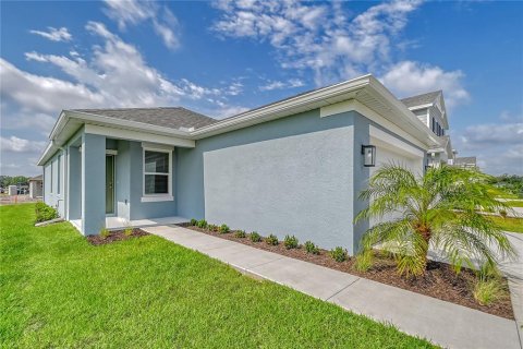House in Parrish, Florida 2 bedrooms, 121.89 sq.m. № 2400217