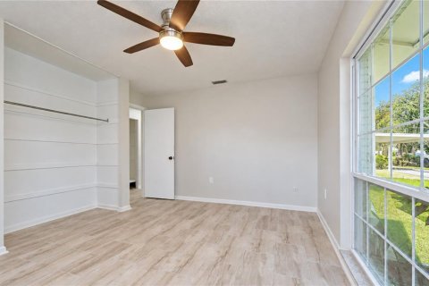 Casa en venta en Tampa, Florida, 5 dormitorios, 225.29 m2 № 2386611 - foto 21