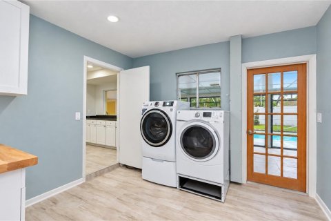 Casa en venta en Tampa, Florida, 5 dormitorios, 225.29 m2 № 2386611 - foto 14