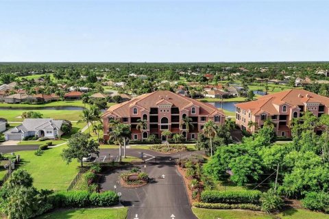 Condominio en venta en Punta Gorda, Florida, 3 dormitorios, 210.8 m2 № 2295292 - foto 2