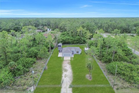 House in Alva, Florida 3 bedrooms, 107.49 sq.m. № 2105356 - photo 3