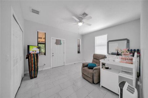 House in Alva, Florida 3 bedrooms, 107.49 sq.m. № 2105356 - photo 21