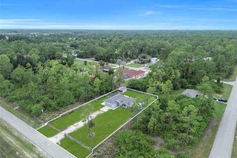 House in Alva, Florida 3 bedrooms, 107.49 sq.m. № 2105356 - photo 8